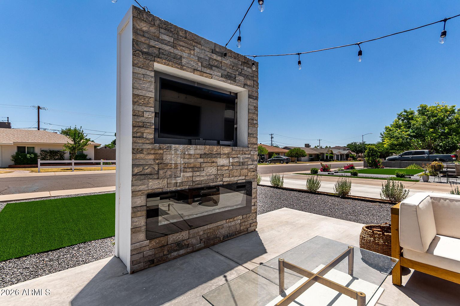2544 E Pierson St photo 5