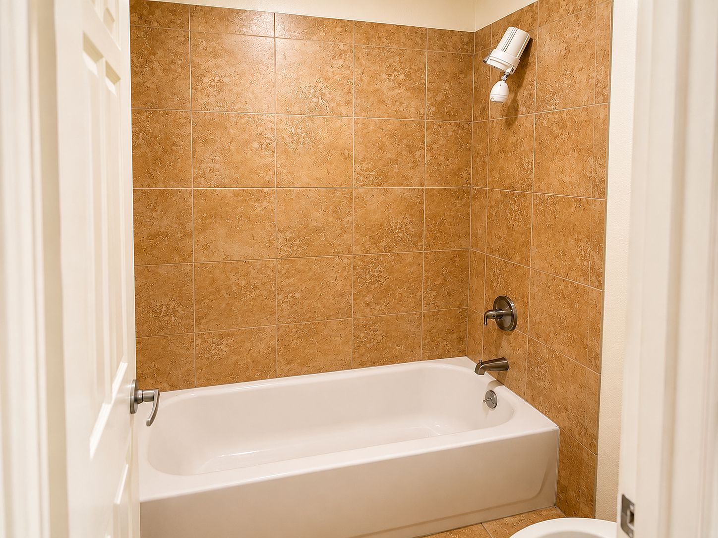 2228 E Campbell Ave Phoenix, AZ 85016 photo 3
