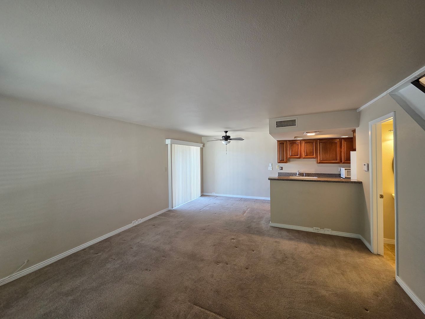 1809 E FRIER Dr Phoenix, AZ 85020 photo 4