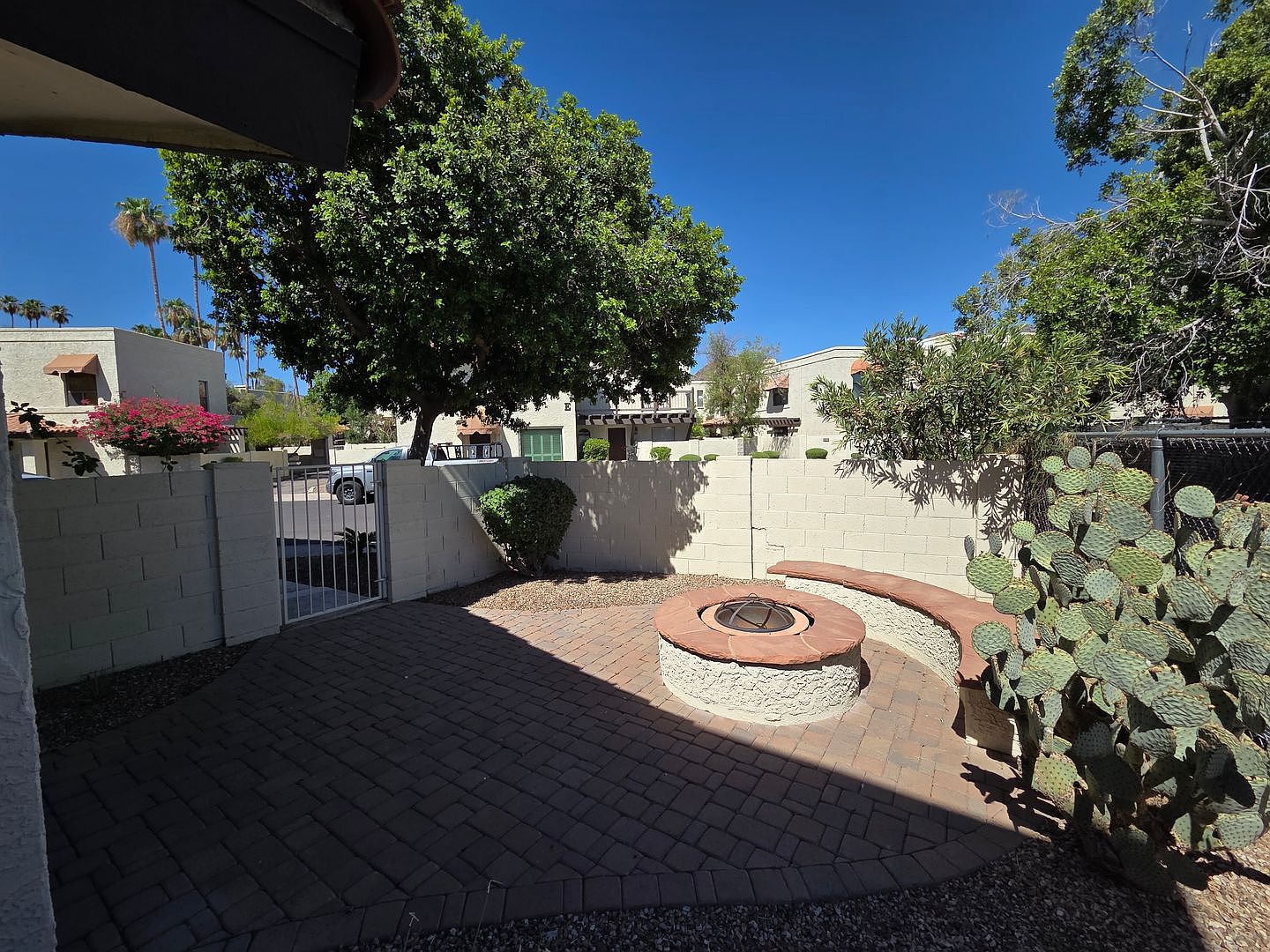 1809 E FRIER Dr Phoenix, AZ 85020 photo 3