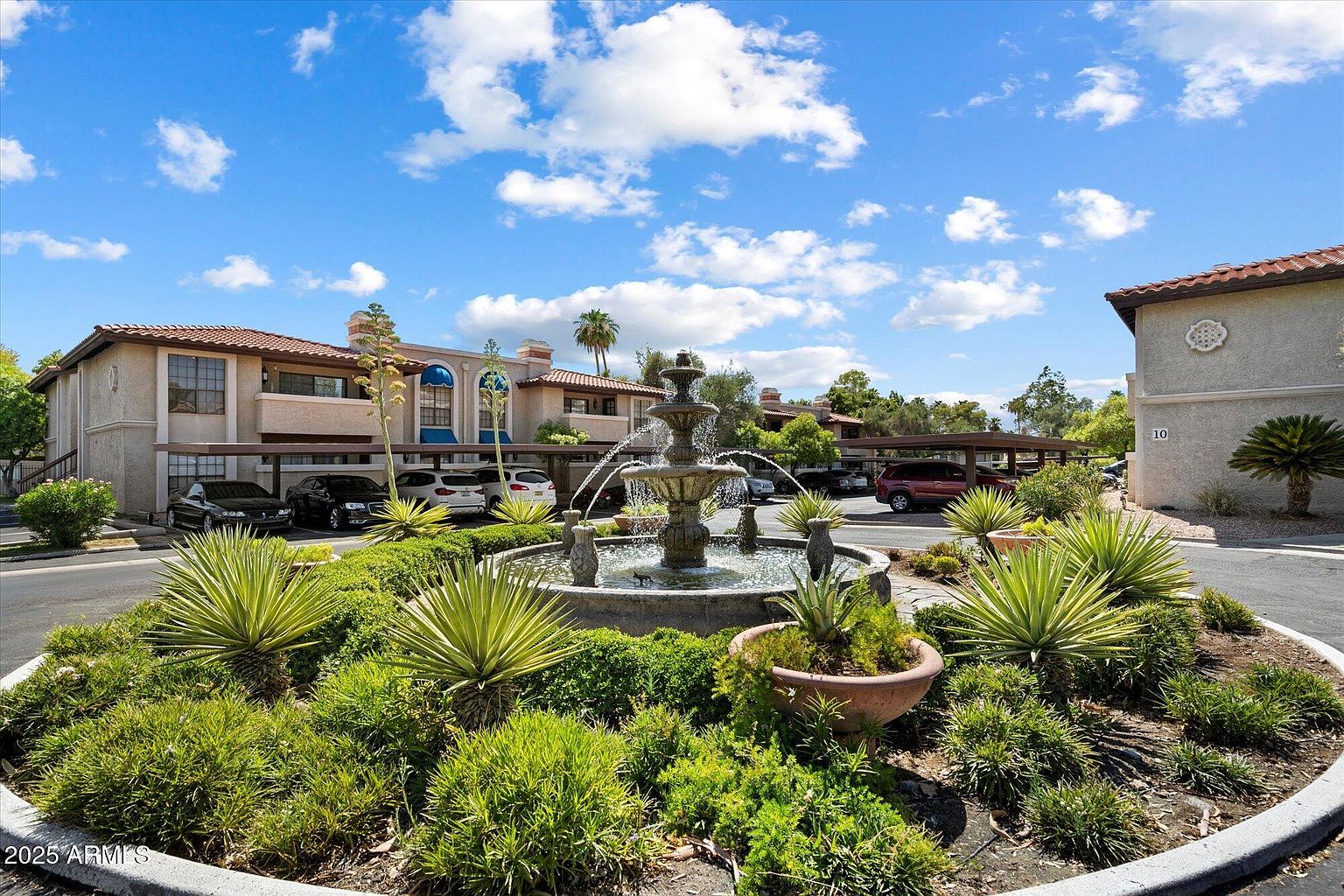 Squaw Peak Condos photo 4