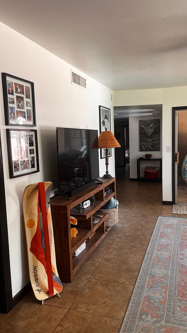 3315 E Vogel Ave photo 5