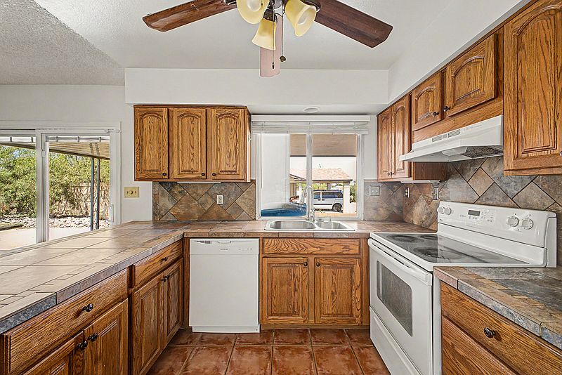 2822 E Willow Ave Phoenix, AZ 85032 photo 5