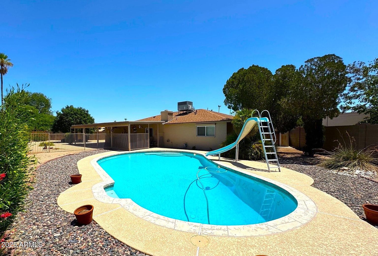 3625 E Garden Dr photo 3