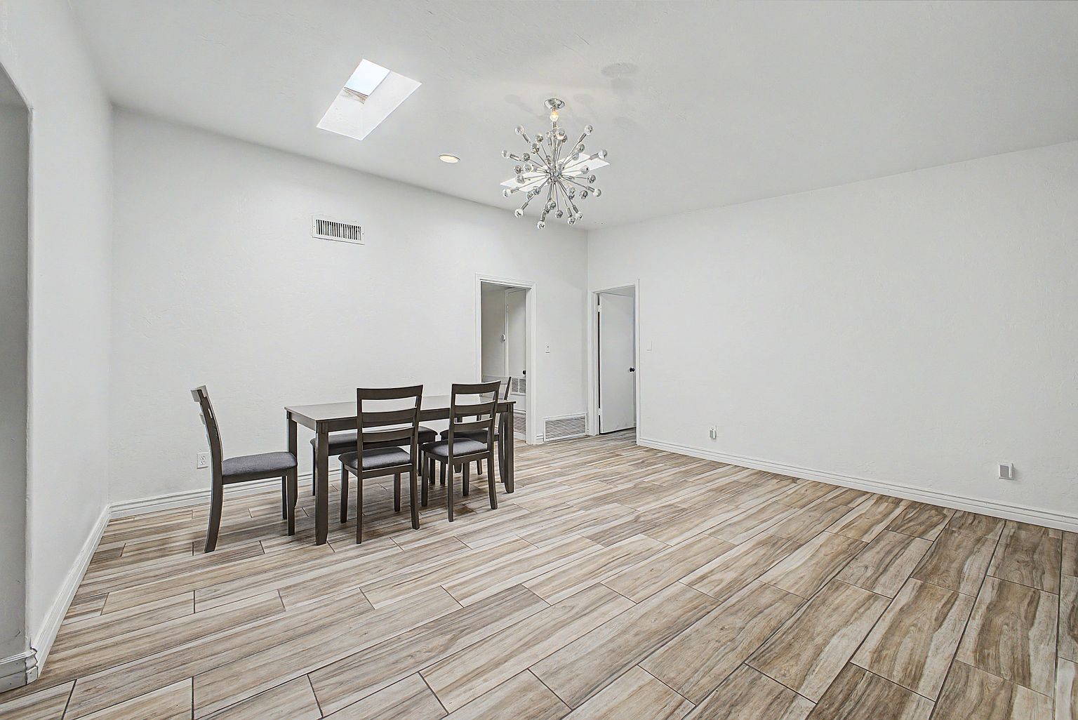 3650 E Poinsettia Dr photo 5