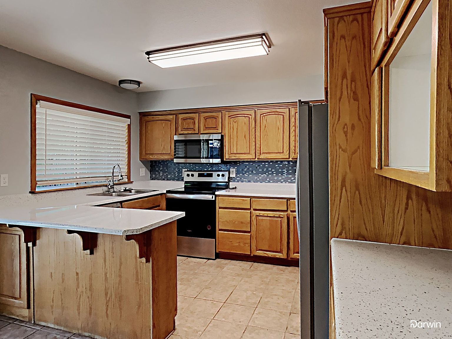 2440 E Dahlia Dr photo 3