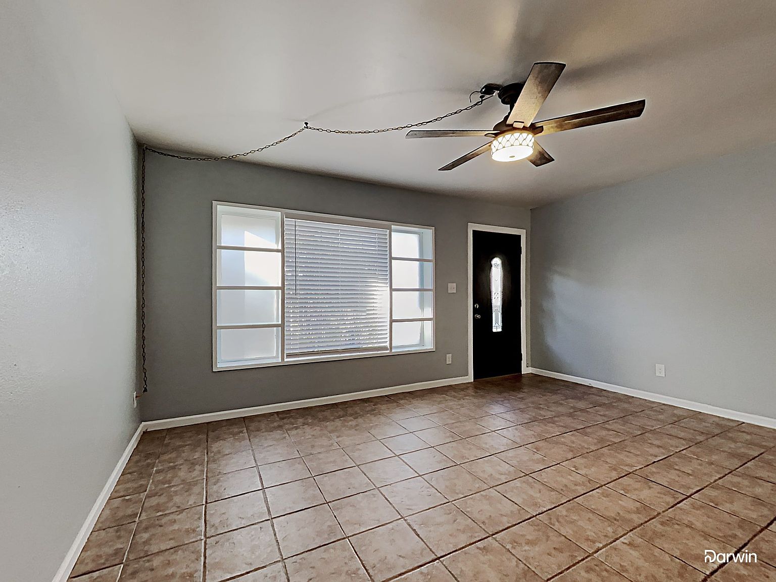 2440 E Dahlia Dr photo 5