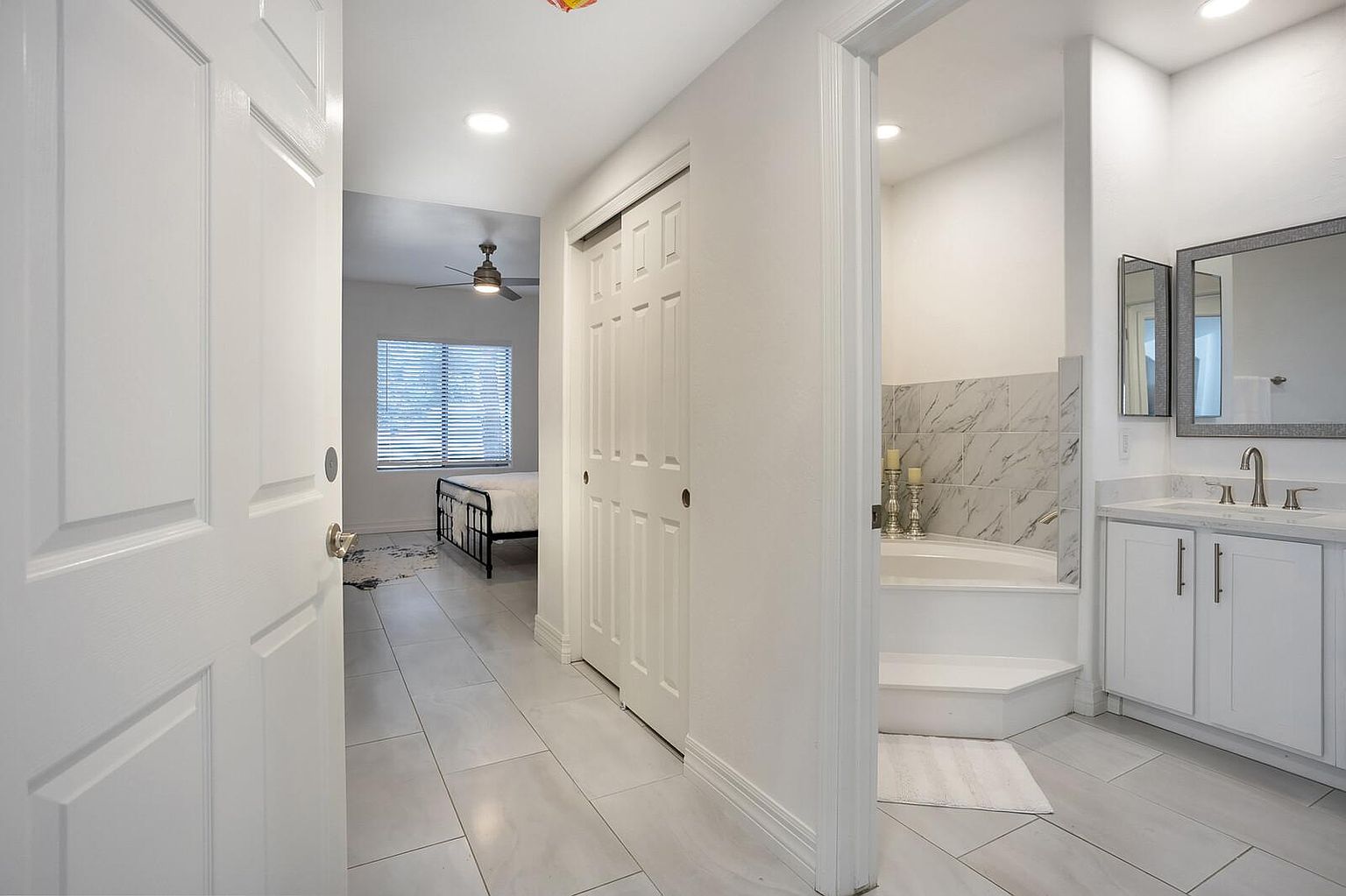 5249 E Shea Blvd Scottsdale, AZ 85254 photo 5