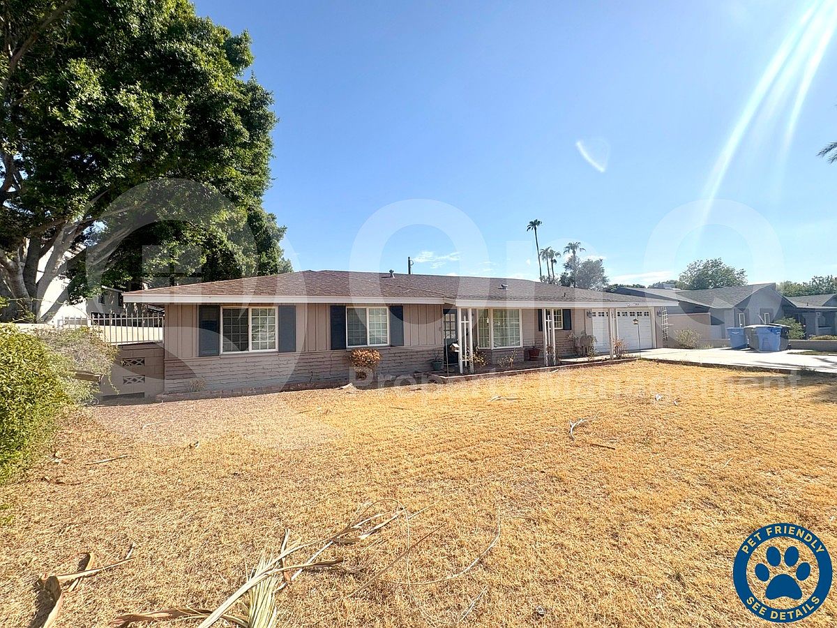 3421 E Camelback Rd photo 2
