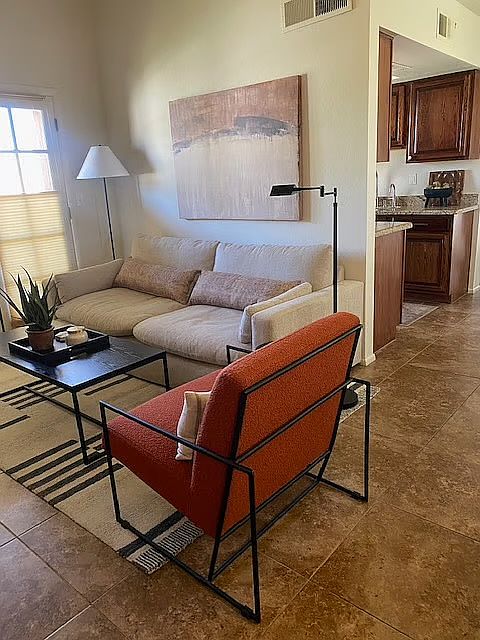 4540 N 44th St Phoenix, AZ 85018 photo 3