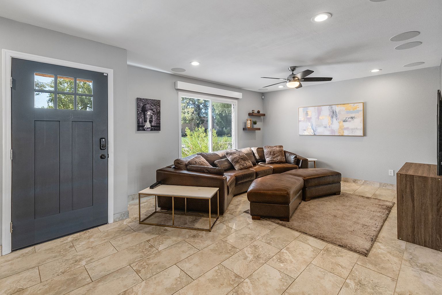 8390 E Solano Dr photo 5