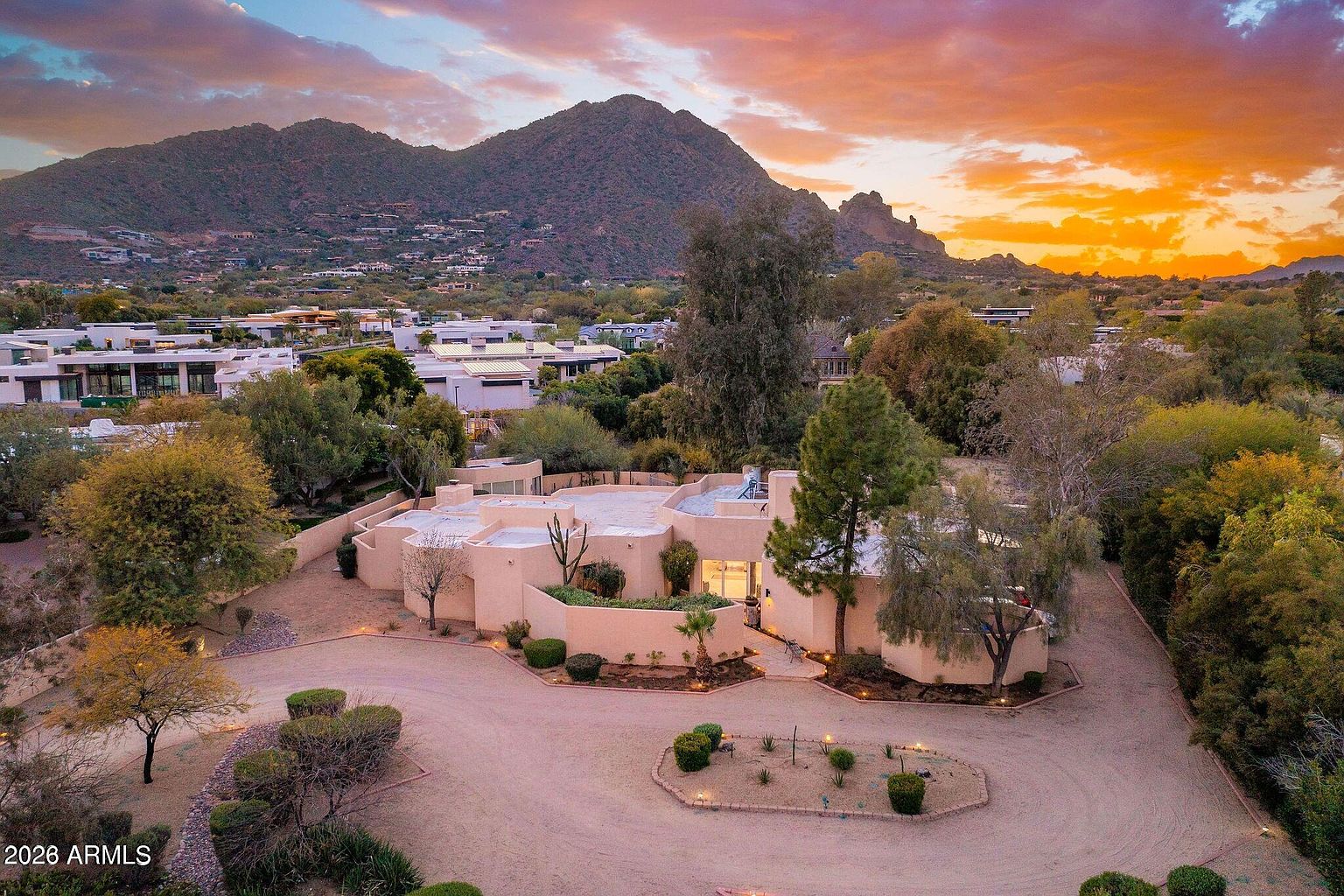 5620 N Casa Blanca Dr Paradise Valley, AZ 85253 photo 3