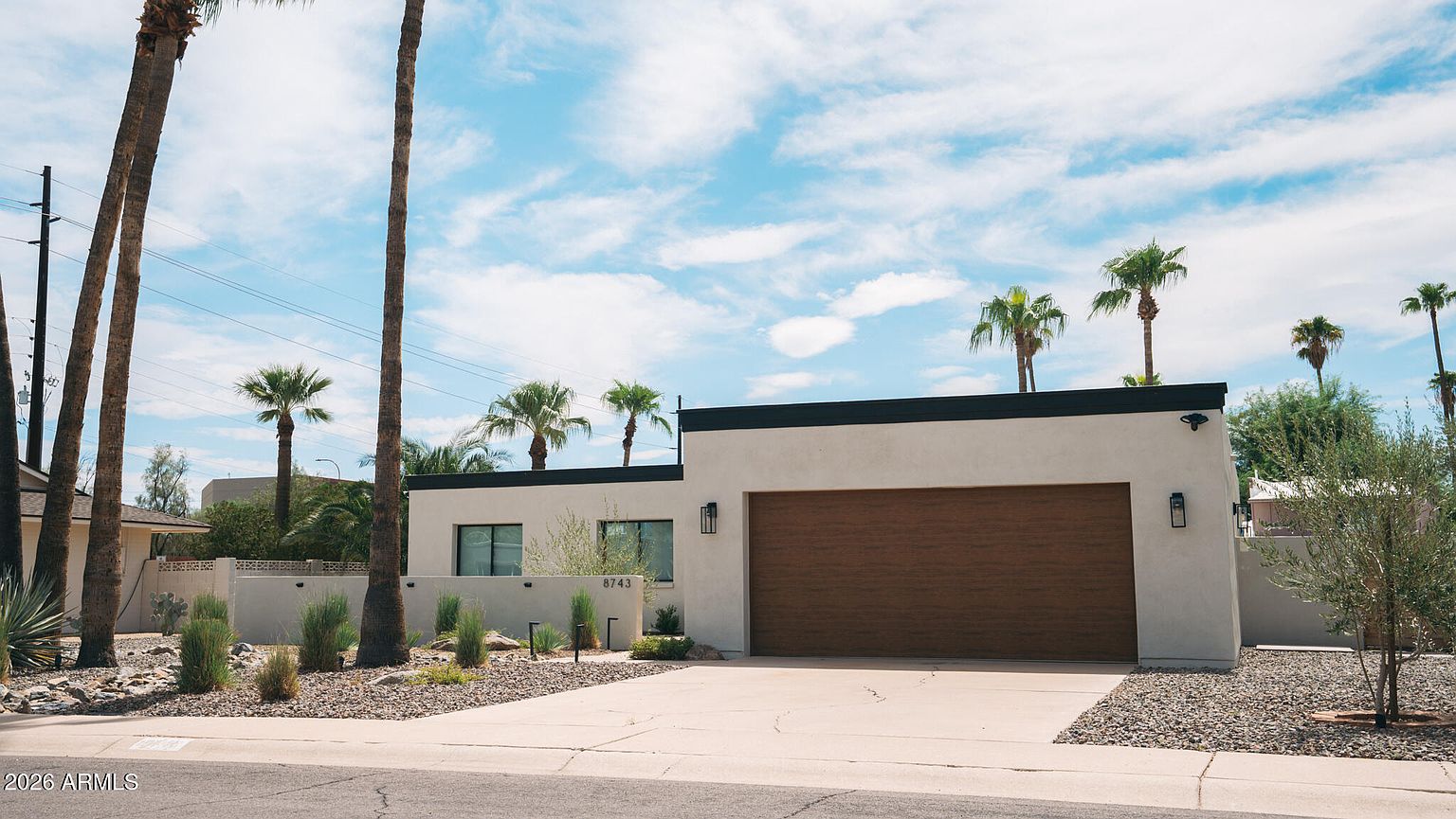 8743 E Bonita Dr photo 4