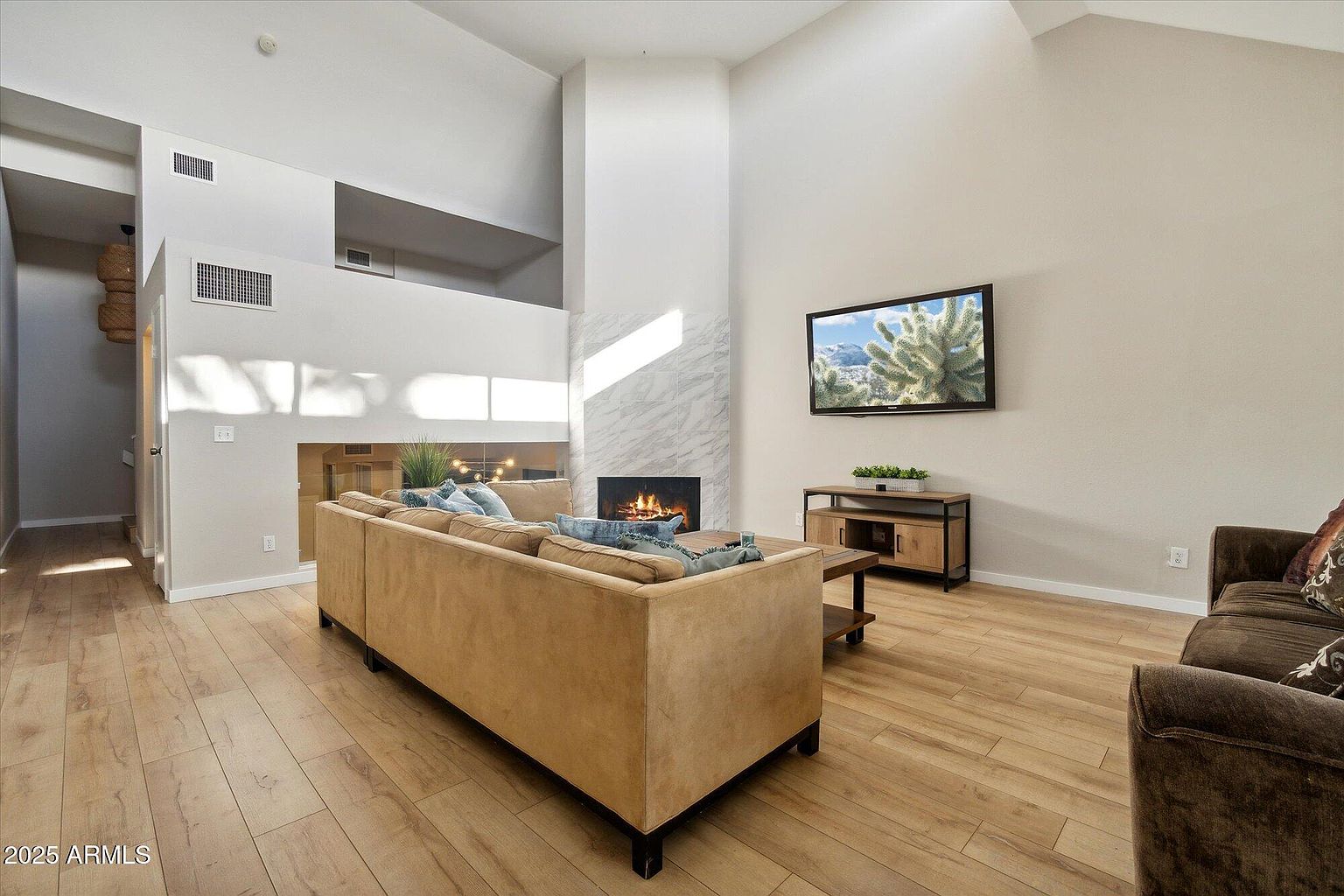 7302 E Rancho Vista Dr Scottsdale, AZ 85251 photo 2