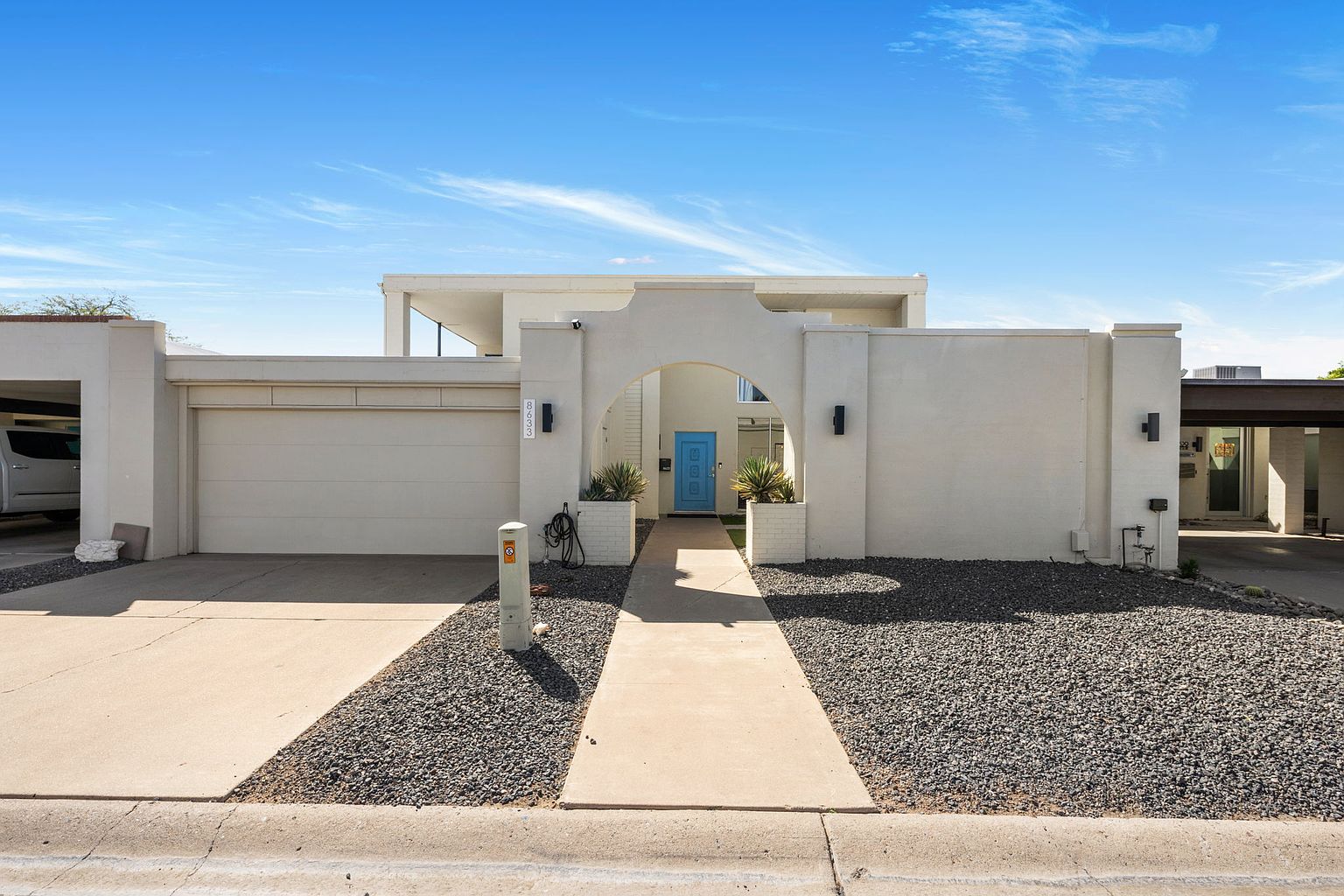 8633 E Monterosa Ave Scottsdale, AZ 85251 photo 4