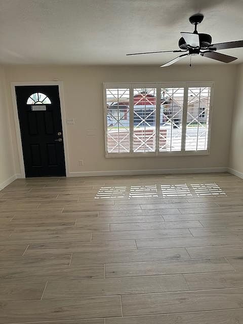 8620 E Rancho Vista Dr photo 5