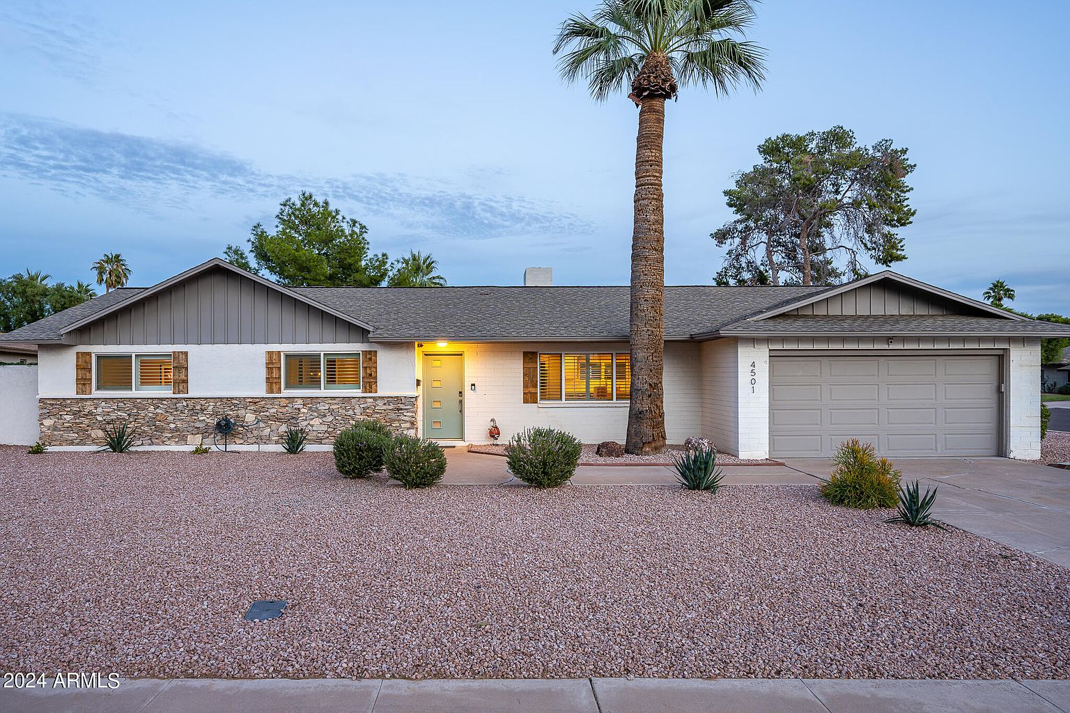 4501 N 86th Pl Scottsdale, AZ 85251 photo 2