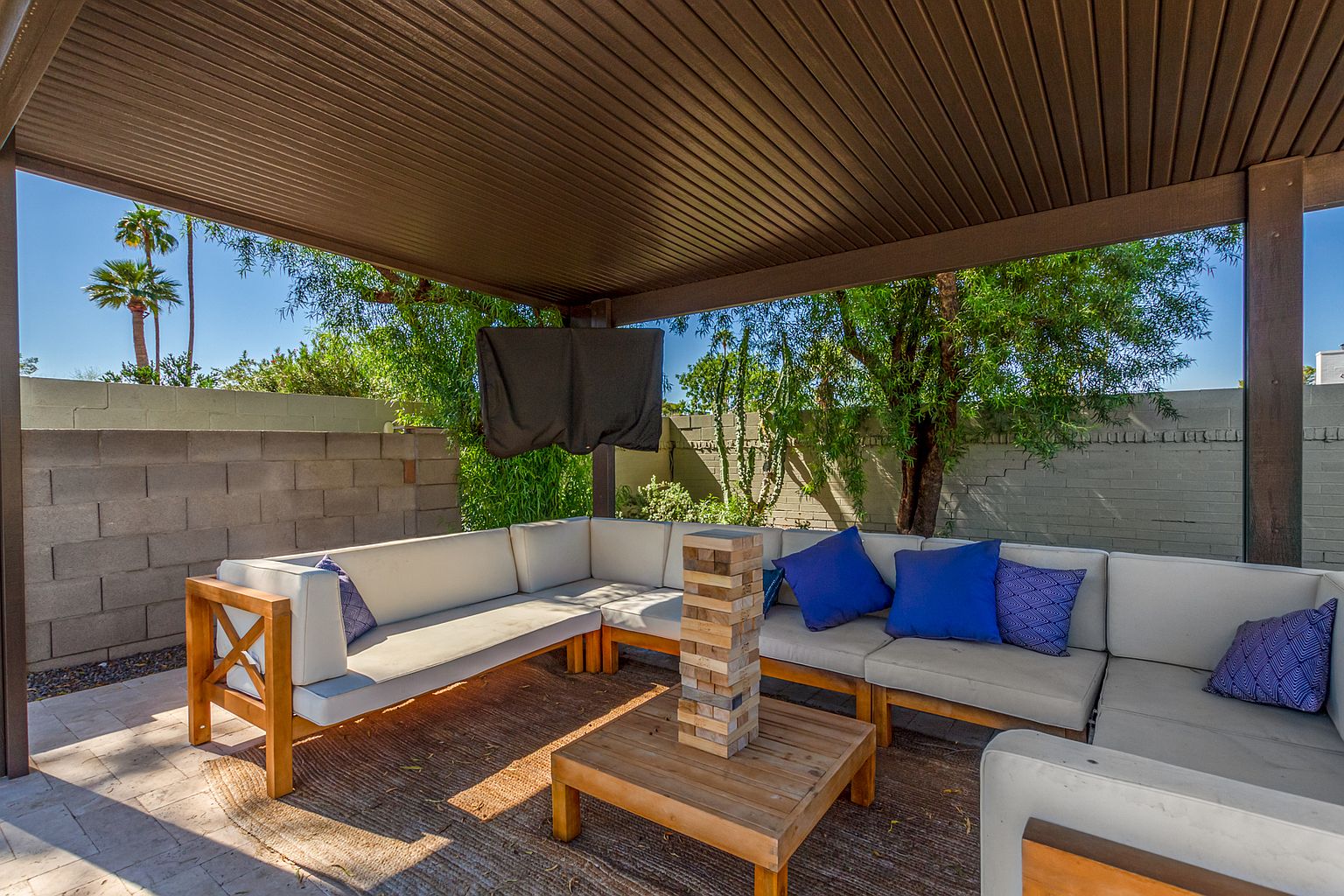 8731 E Minnezona Ave photo 3