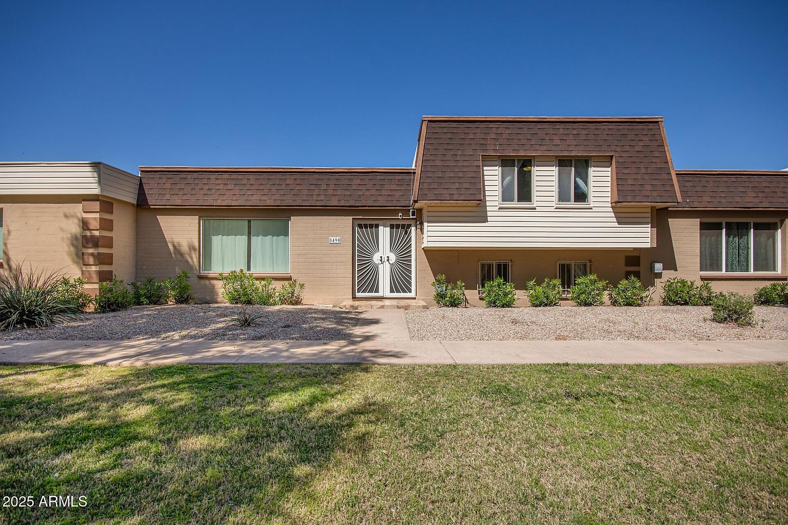 8490 E Chaparral Rd Scottsdale, AZ 85250 photo 2