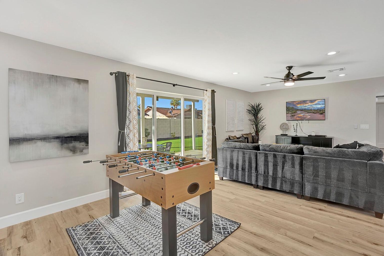 8731 E Buena Terra Way photo 3