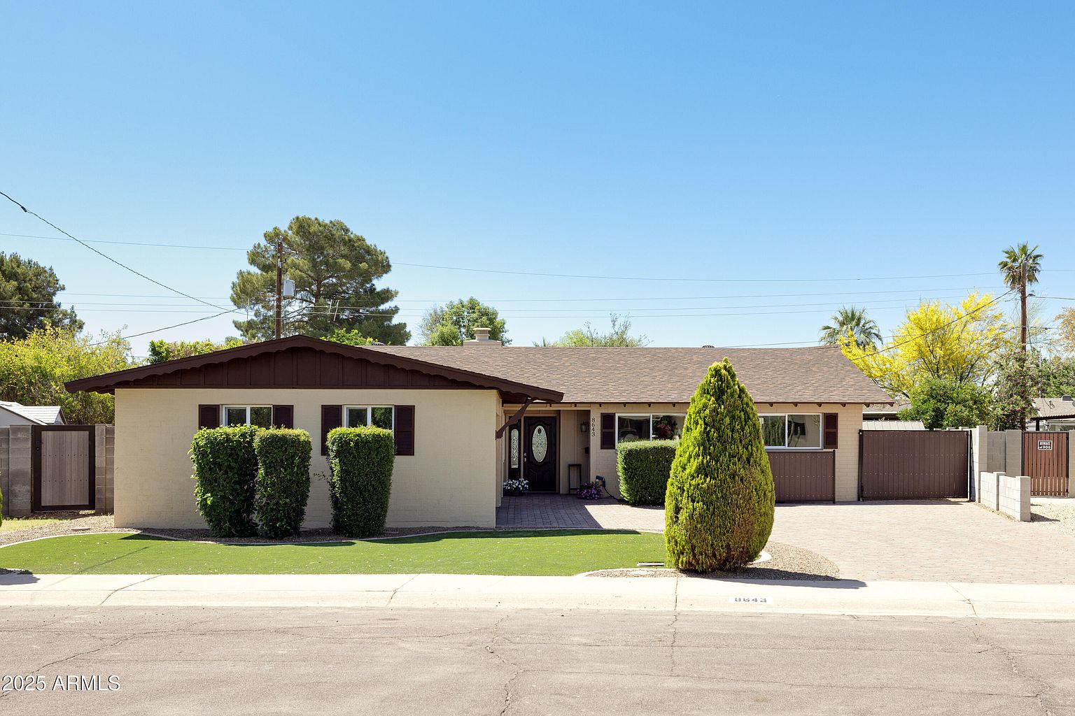 8643 E Palo Verde Dr Scottsdale, AZ 85250 photo 2
