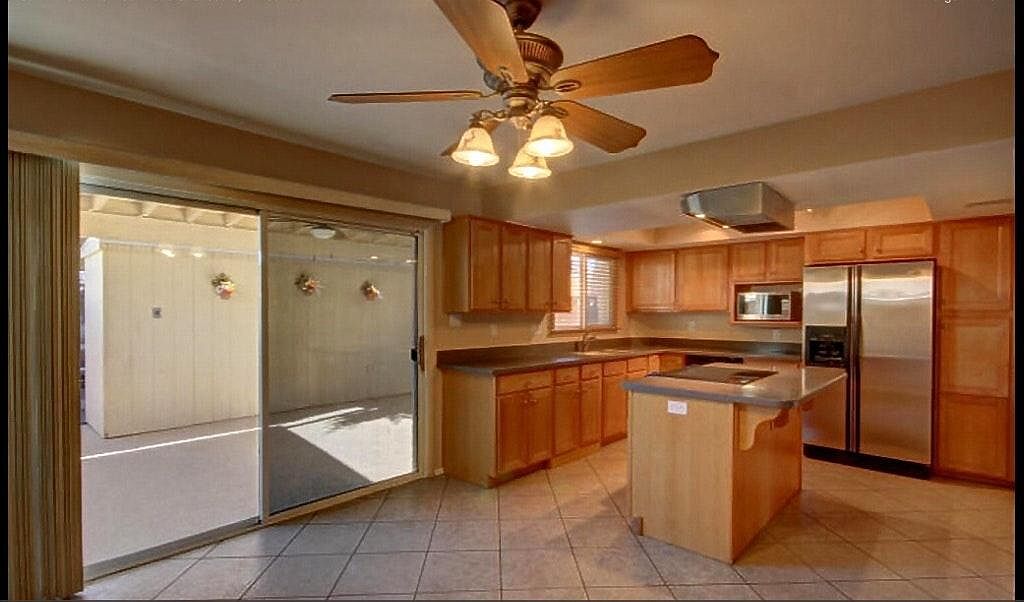 6021 N Granite Reef Rd photo 4