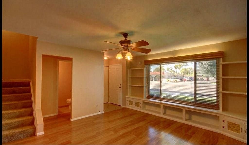 6021 N Granite Reef Rd photo 2