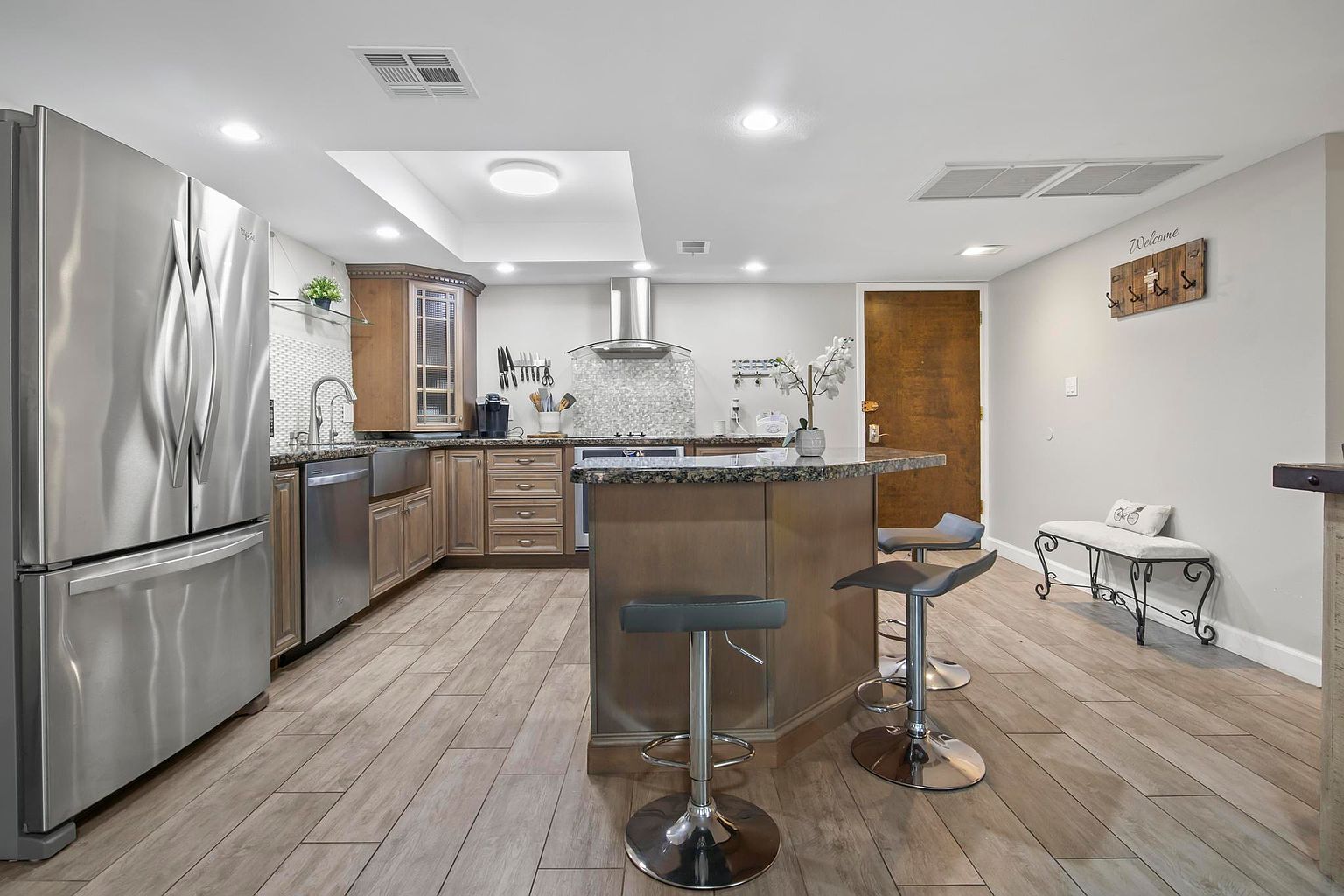 7830 E CAMELBACK Road photo 3