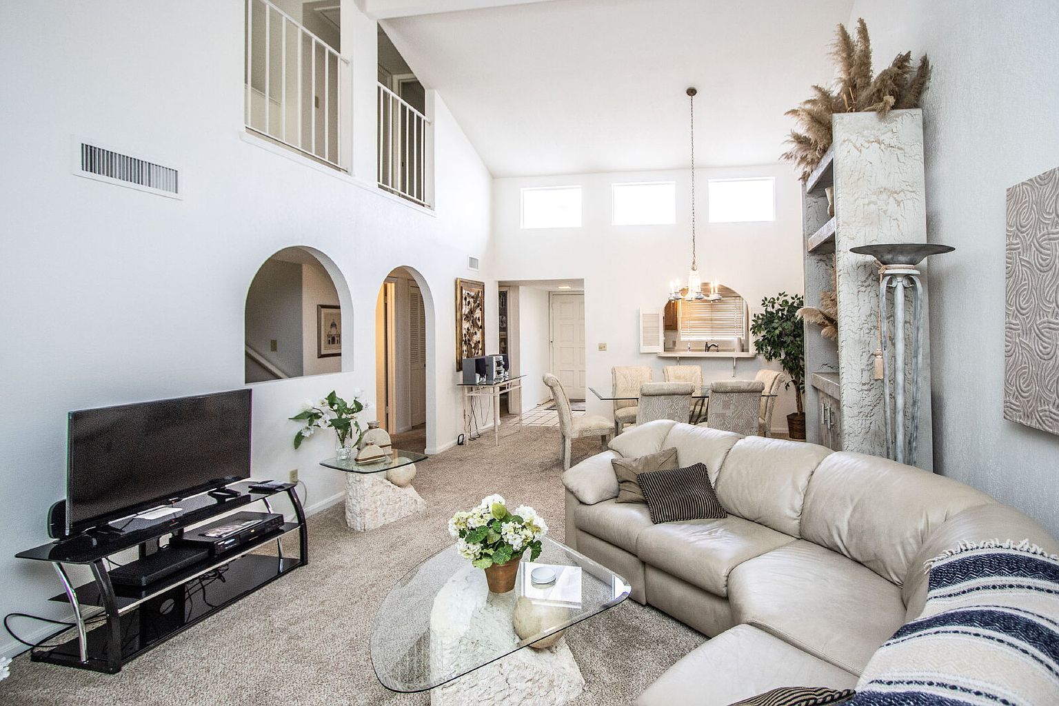 7633 E Sandalwood Dr Scottsdale, AZ 85250 photo 4