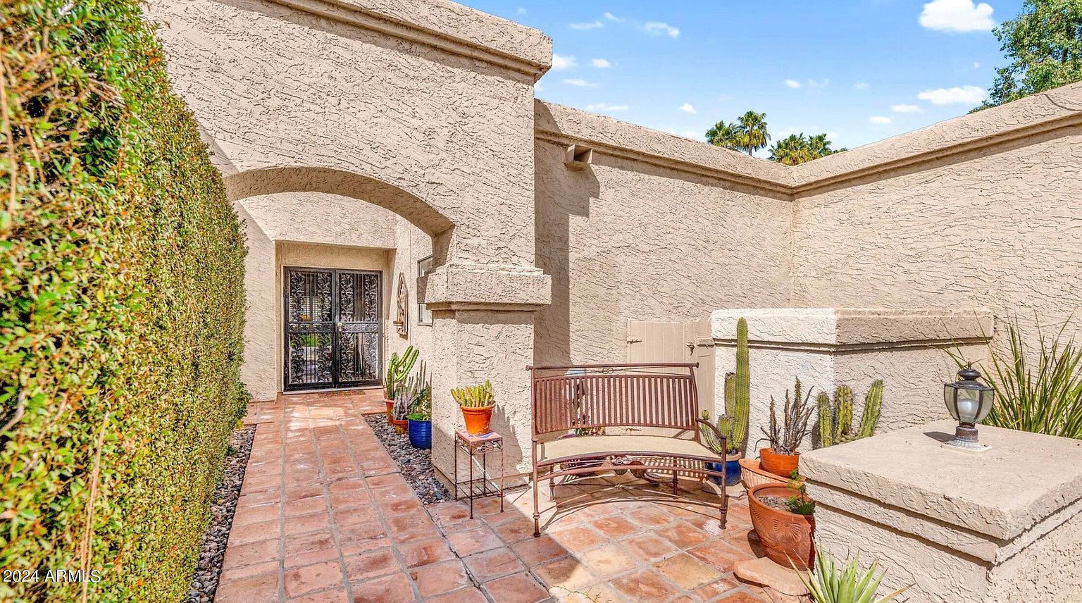 8188 E Del Cuarzo Dr photo 2
