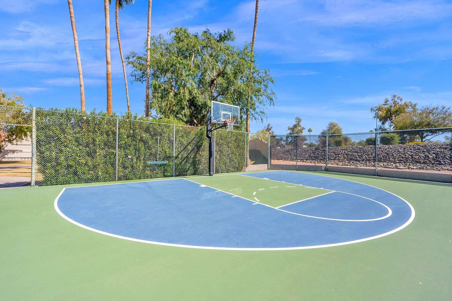 8208 E Del Cuarzo Dr photo 4