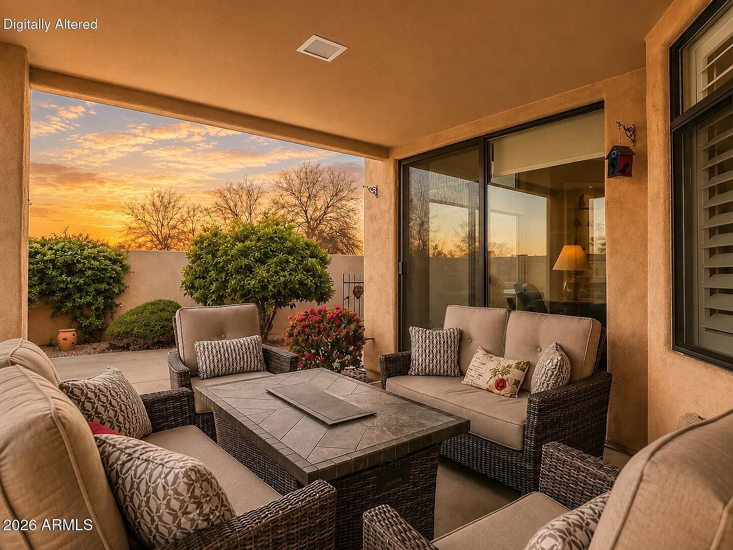 8331 East Cactus Wren Road, Scottsdale, AZ 85250 photo 3