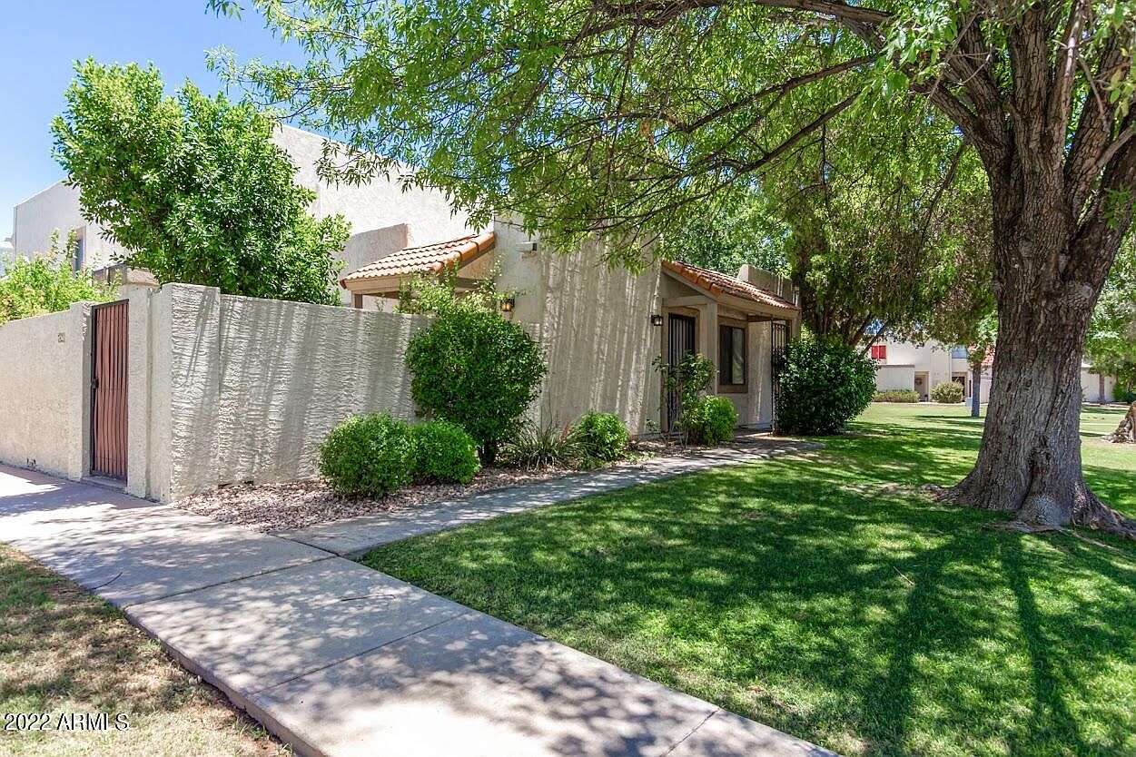 7821 E Valley Vista Dr Scottsdale, AZ 85250 photo 4