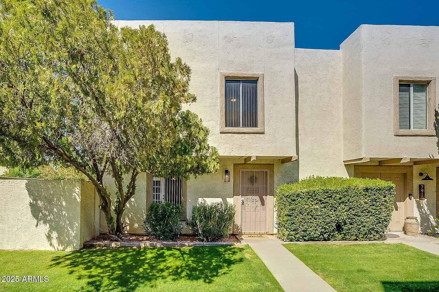 7906 E Keim Dr Scottsdale, AZ 85250 photo 3