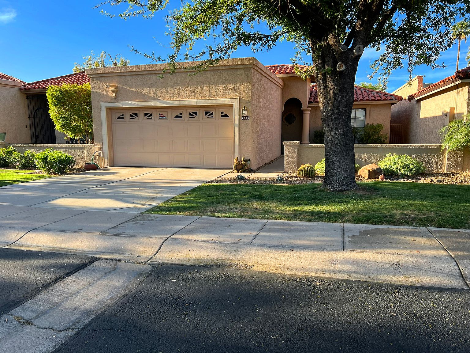 7884 E Horseshoe Ln Scottsdale, AZ 85250 photo 2