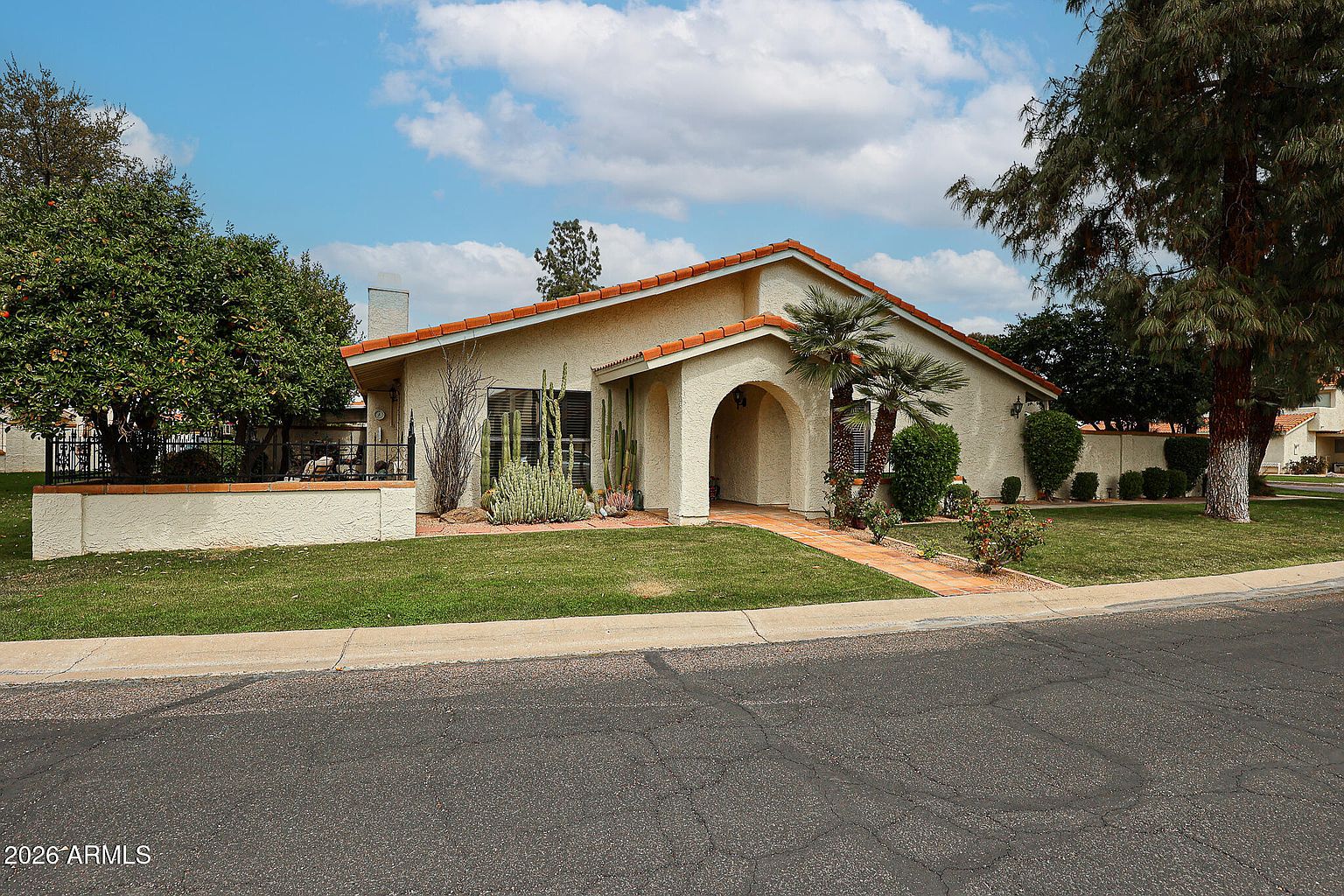 7720 N Pinesview Dr Scottsdale, AZ 85258 photo 2
