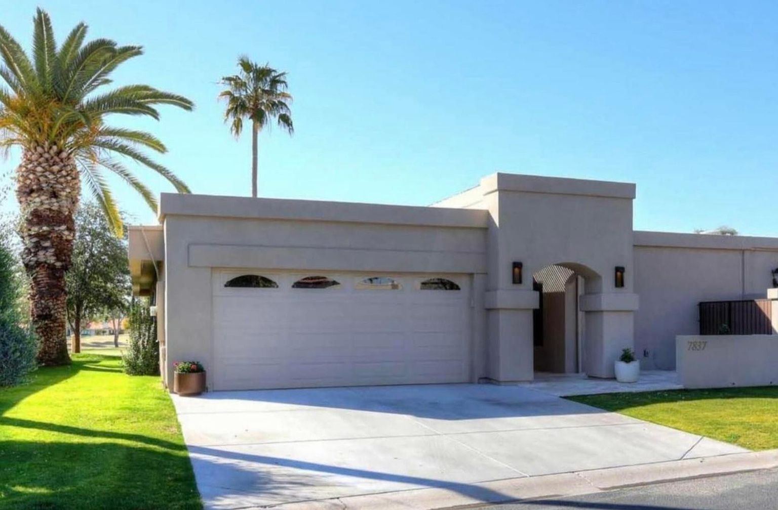 7837 E Vía Marina Scottsdale, AZ 85258 photo 2