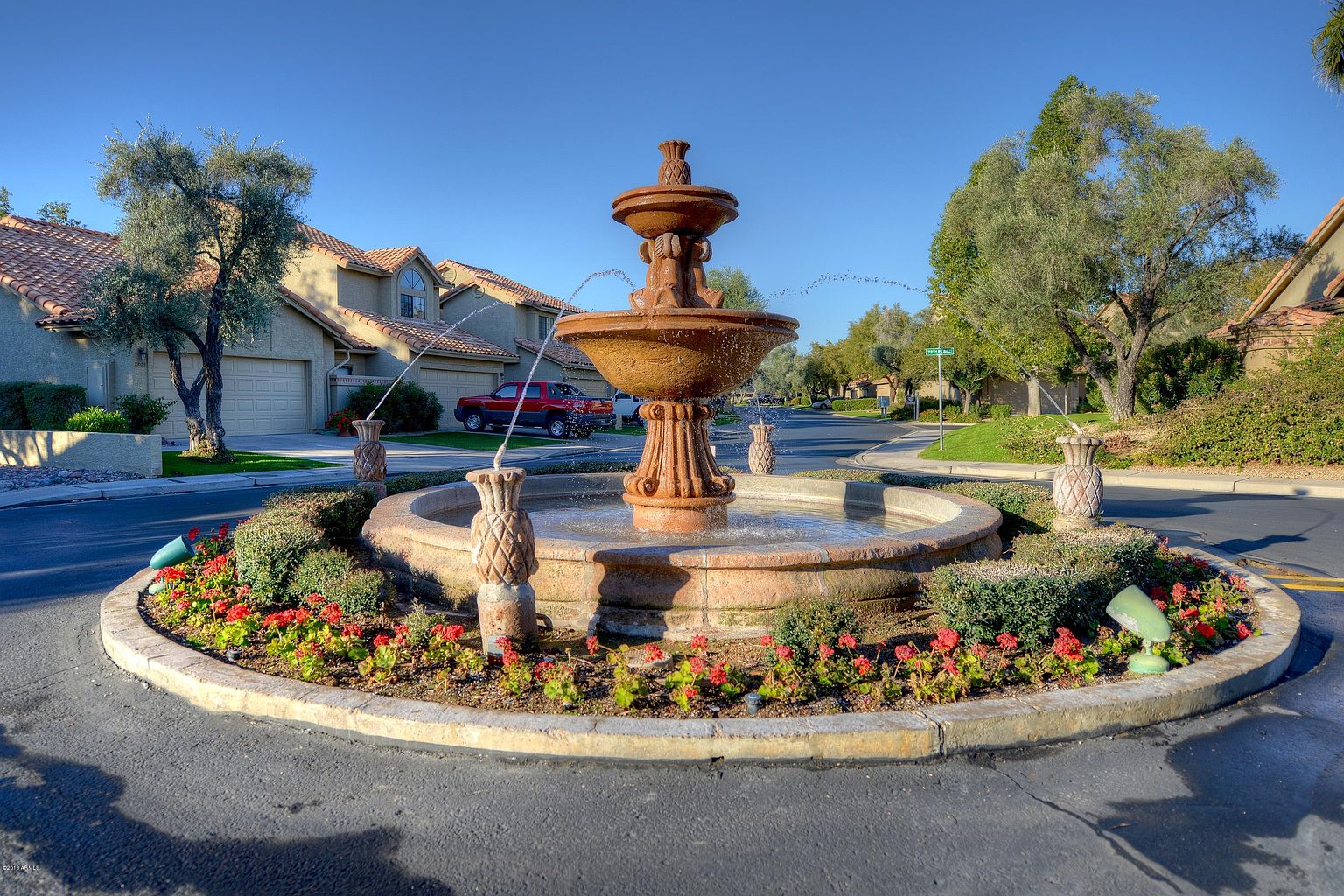7893 E Joshua Tree Ln Scottsdale, AZ 85250 photo 4