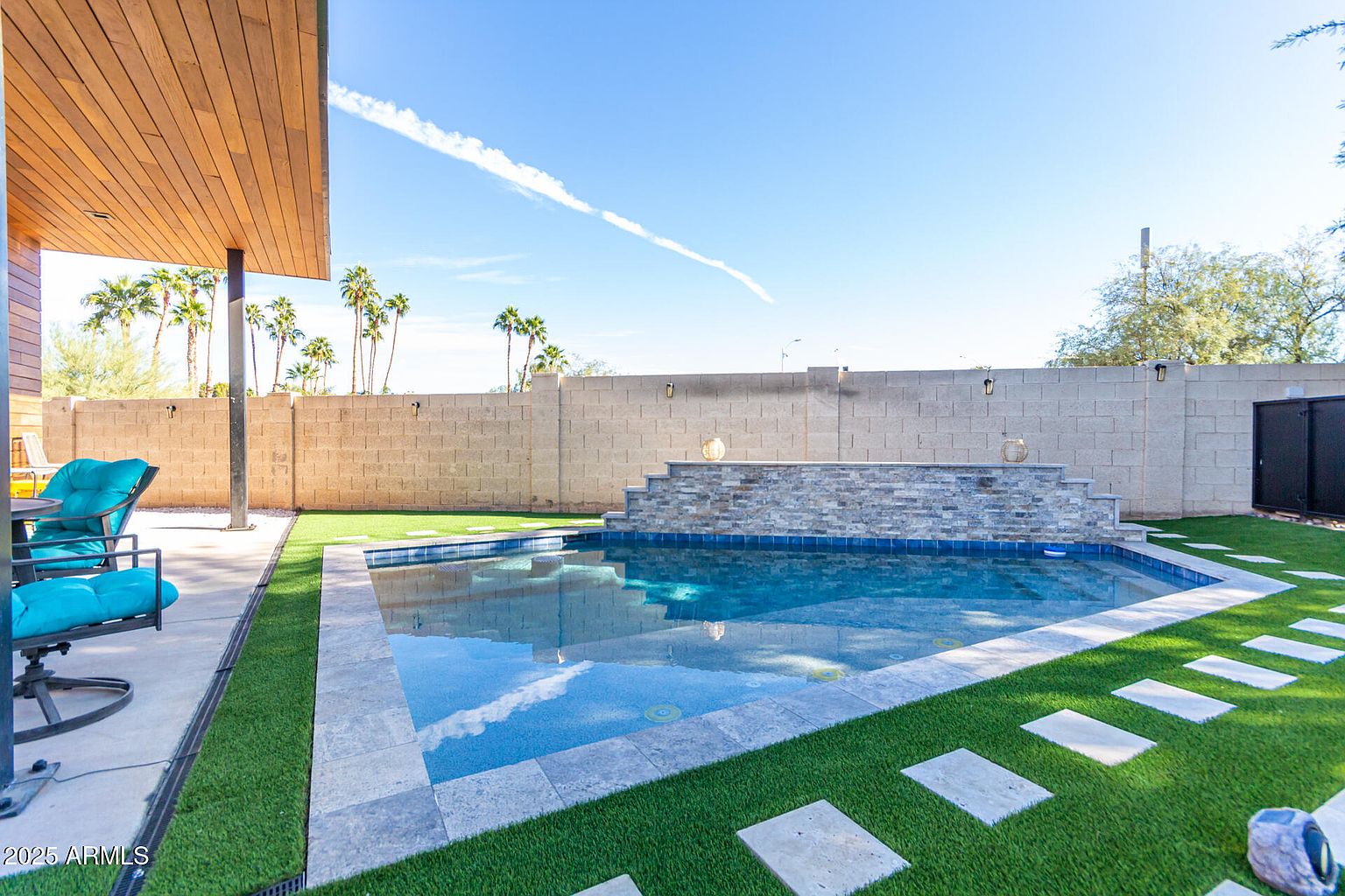 8325 E Wethersfield Rd Scottsdale, AZ 85260 photo 2