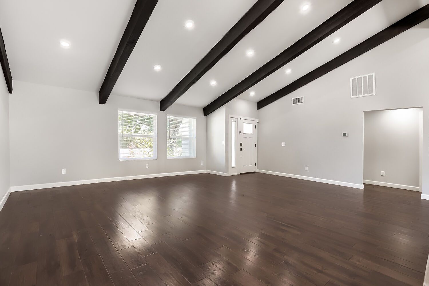 9801 N 74th Pl Scottsdale, AZ 85258 photo 4