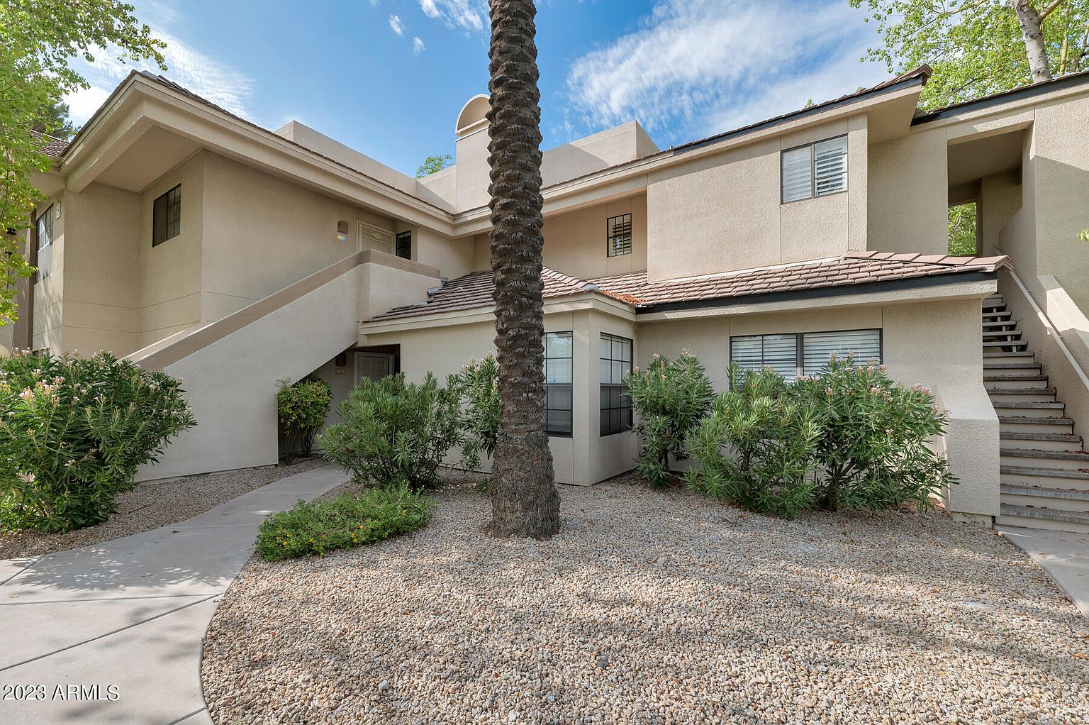 6885 E Cochise Rd Paradise Valley, AZ 85253 photo 3