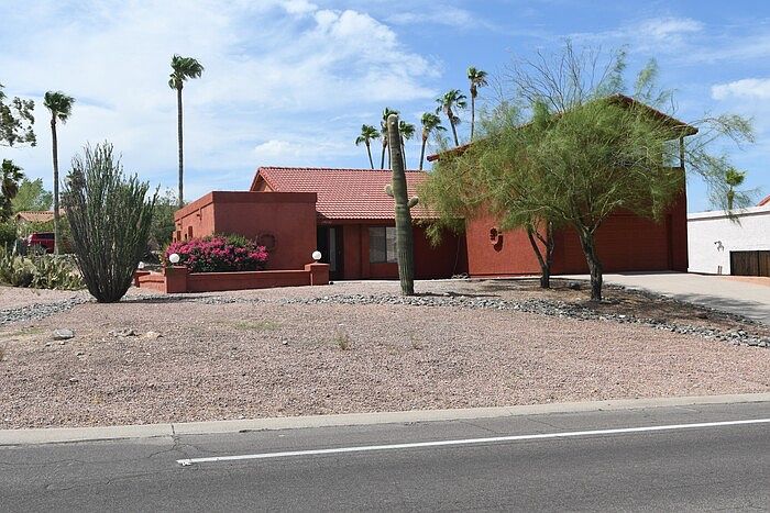 Updated 3 Br 2 Ba 2 Car Garage Home Near Palisades And Fountain Hills Blvd In Fountain Hills photo 4