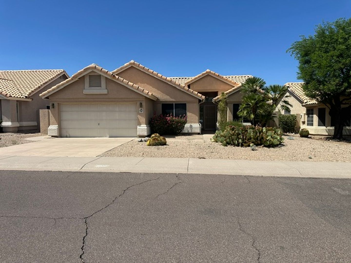 16132 E Glendora Dr Fountain Hills, AZ 85268 photo 2