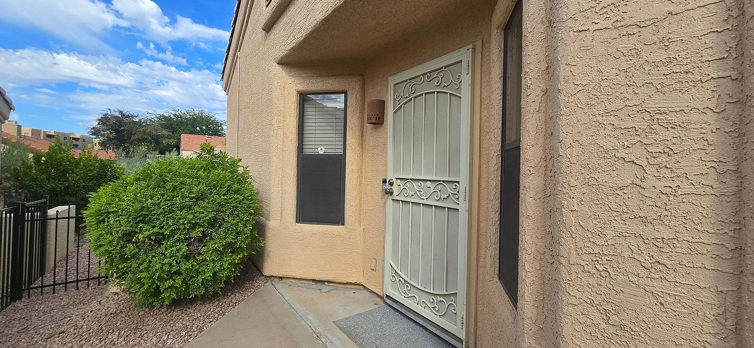 13824 N Kendall Dr unit A photo 2