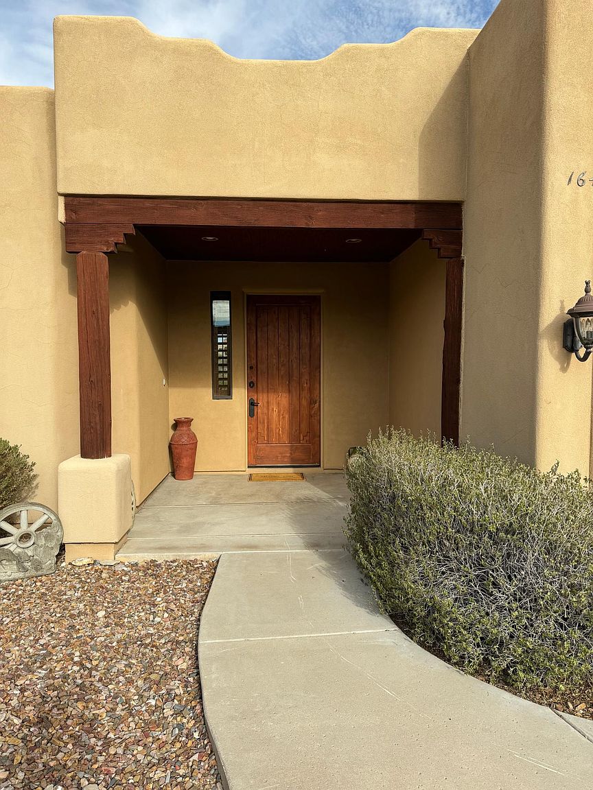 16426 E Emerald Dr photo 3