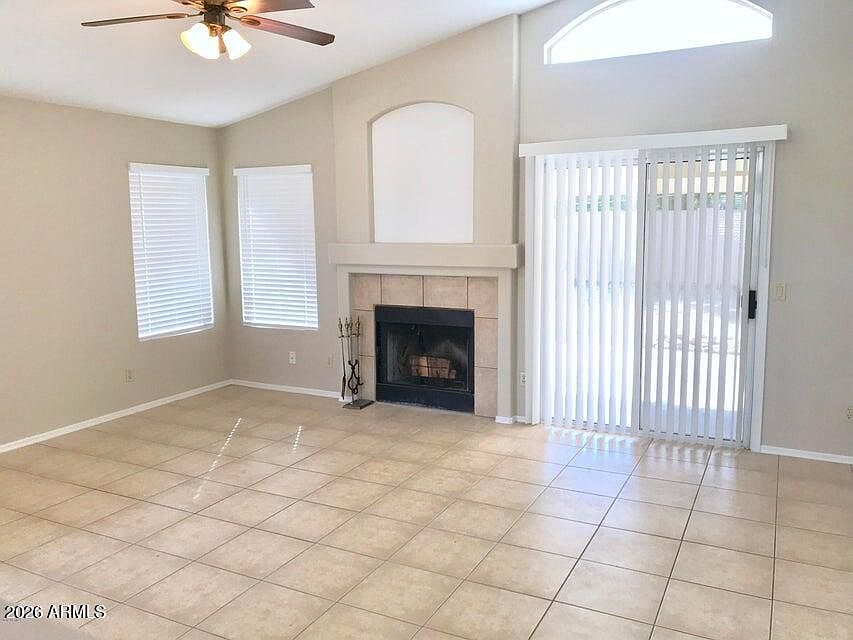 7427 W Crest Ln Glendale, AZ 85310 photo 4