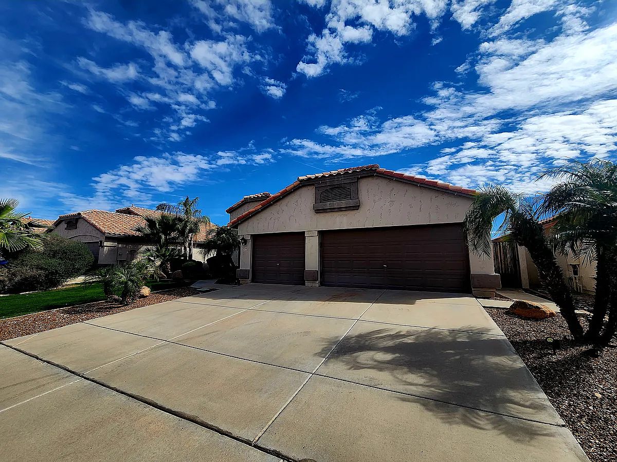 9657 W Potter Dr photo 3