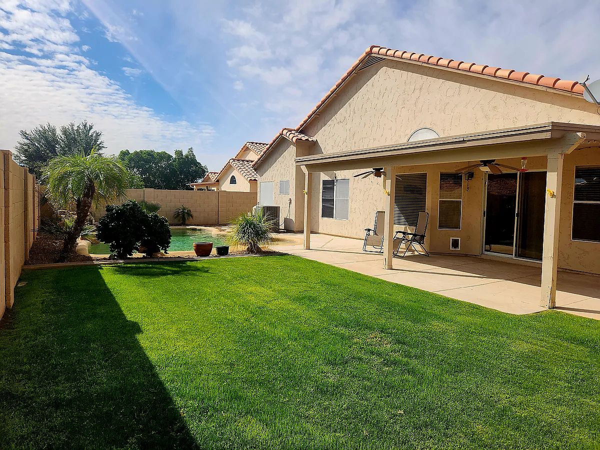 9657 W Potter Dr photo 5