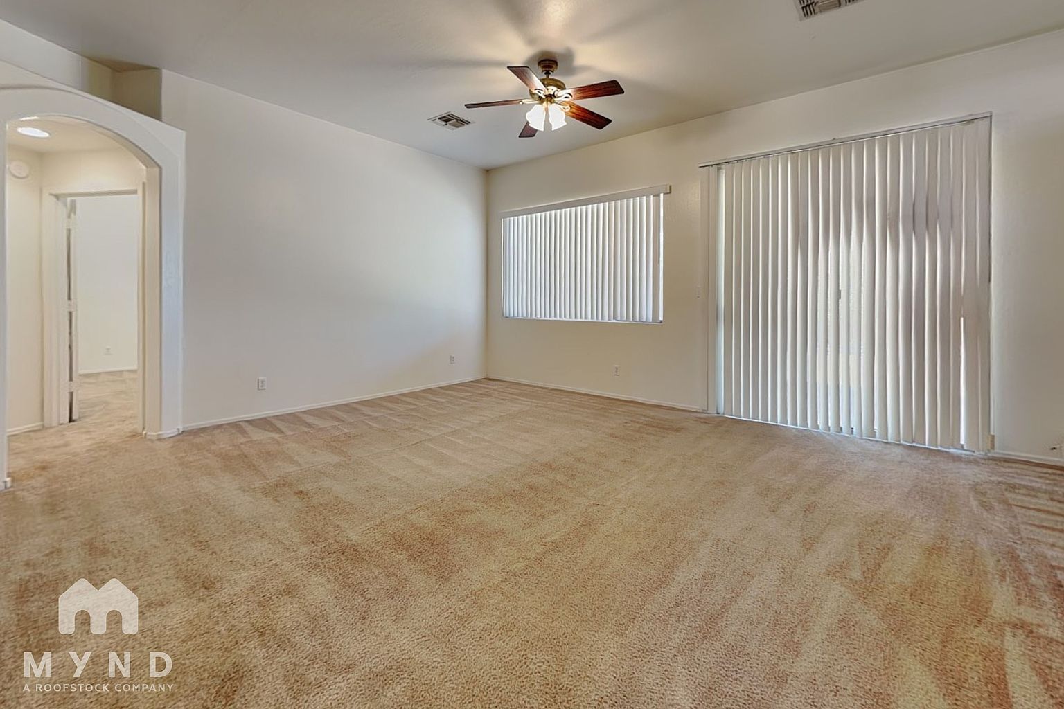 21627 N 89th Dr Peoria, AZ 85382 photo 3