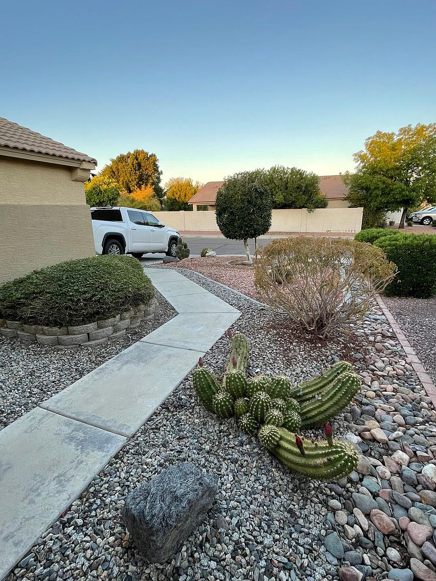 21469 N 79th Dr photo 2